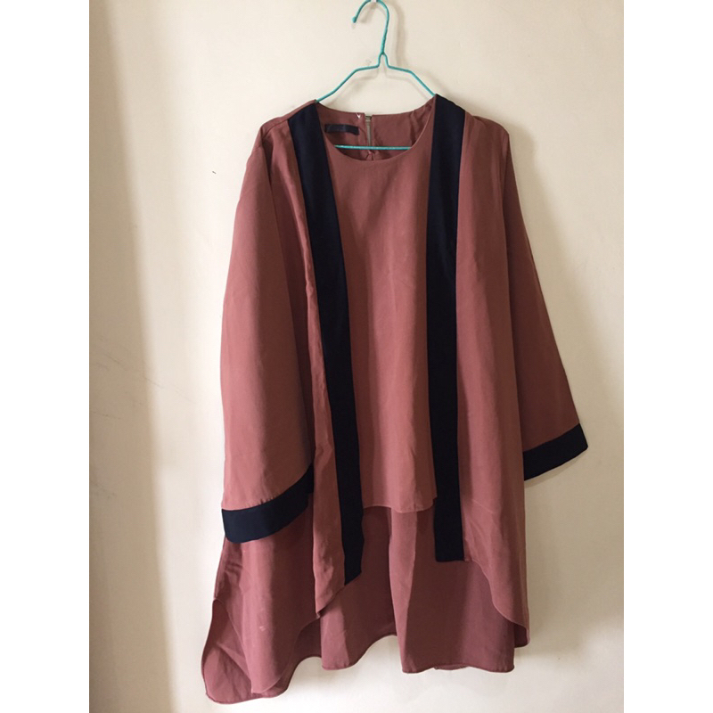 [PRELOVED] Tunik Cardi Kyoya Brick