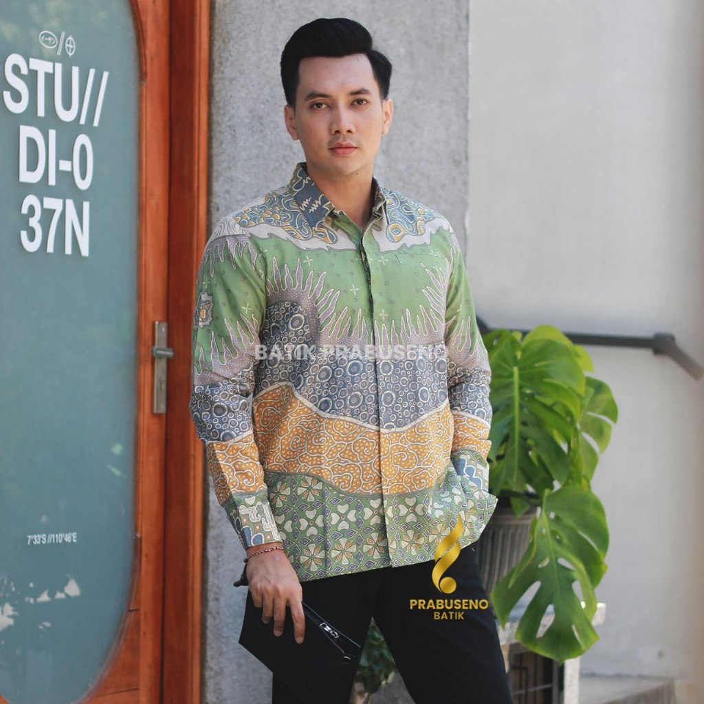 BATIK PRIA REGULER LENGAN PANJANG ORIGINAL BY BATIK PRABUSENO - MOTIF WACIKA DOBBY REGULER