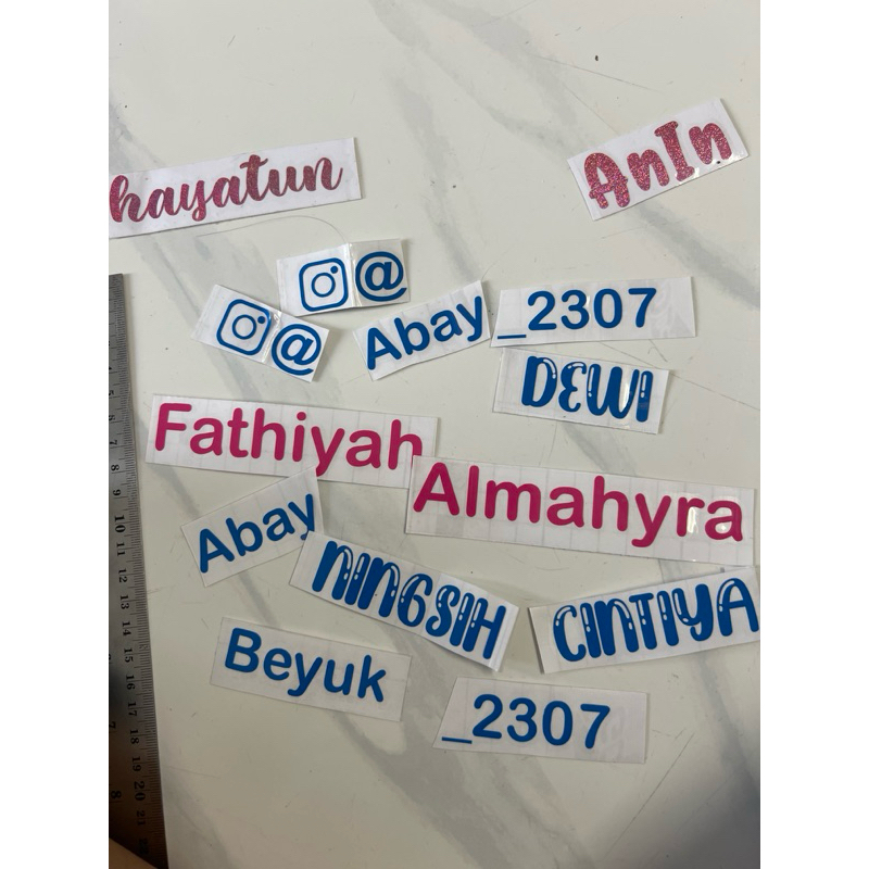 

JUAL MURAH stiker nama cutting READY !!
