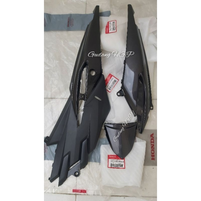 Cover L & R RR SD Set & Cover Tail Black Metallic Cover Body Set Lengkap Cover Sambungan Body Belaka