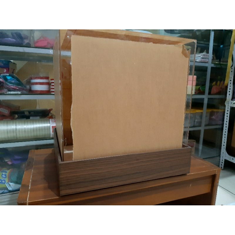 

kotak hantaran akrilik pernikahan seserahan bridesmaid tunangan