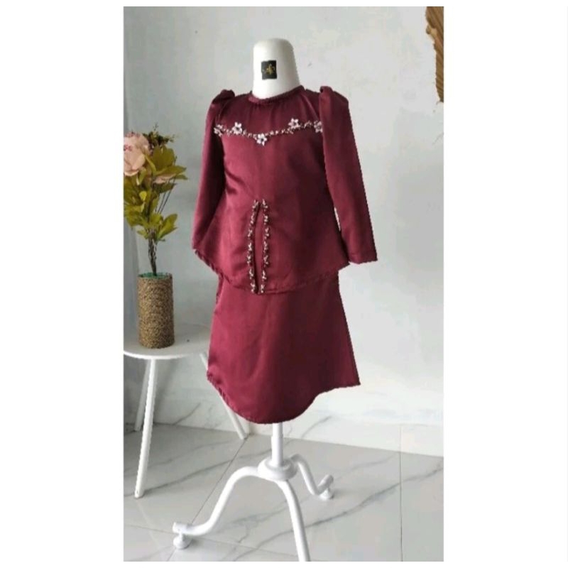 BAJU MELAYU ANAK PEREMPUAN / BAJU KURUNG ANAK PEREMPUAN
