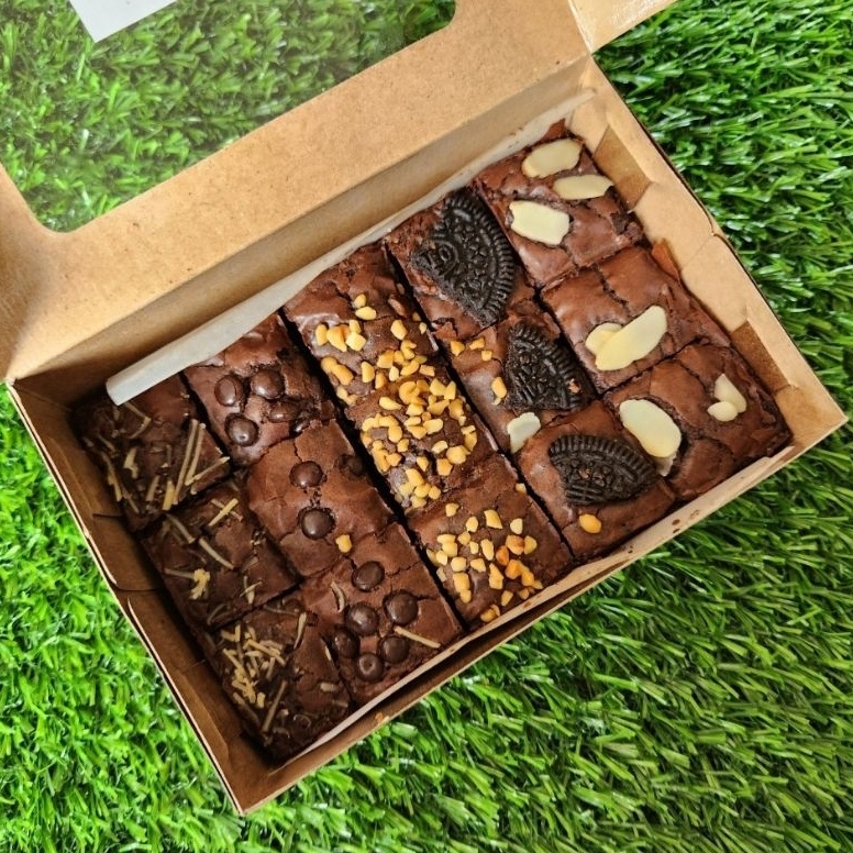 

AXB152 Terlaku Fudgy Brownies Sekat