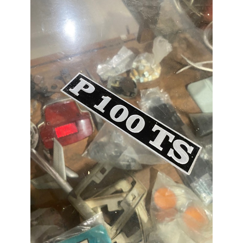 emblem tepong kiri vespa pts
