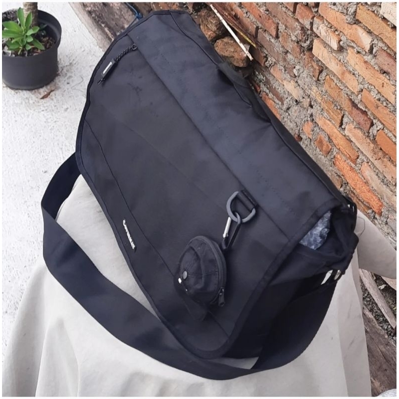 covernat messenger bag