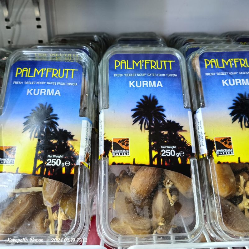 

kurma palm fruit