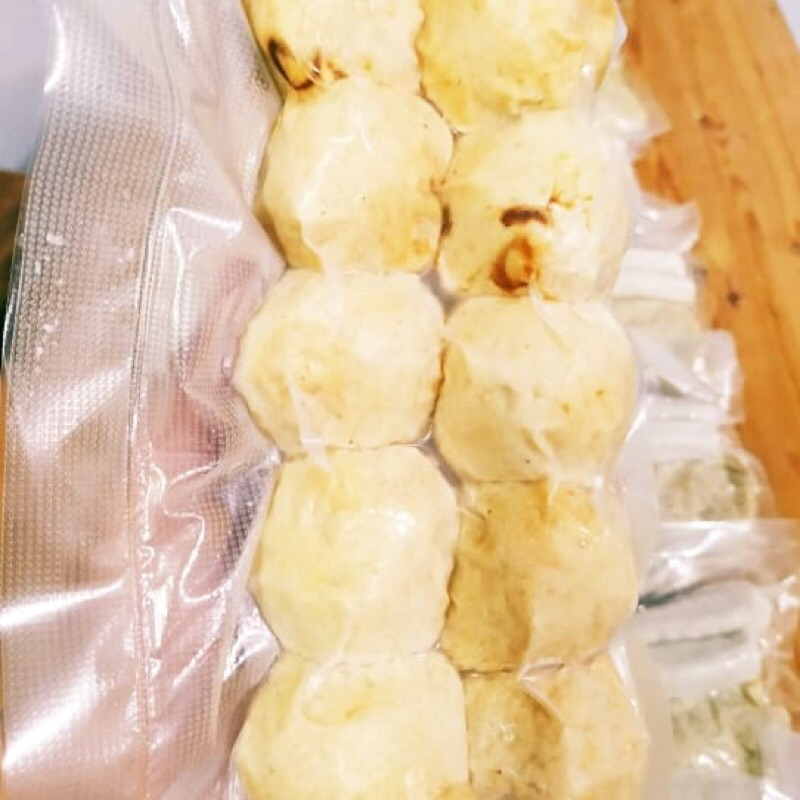 

Frozen Pempek Palembang Adaan/Pempek Bulat isi 10 pcs