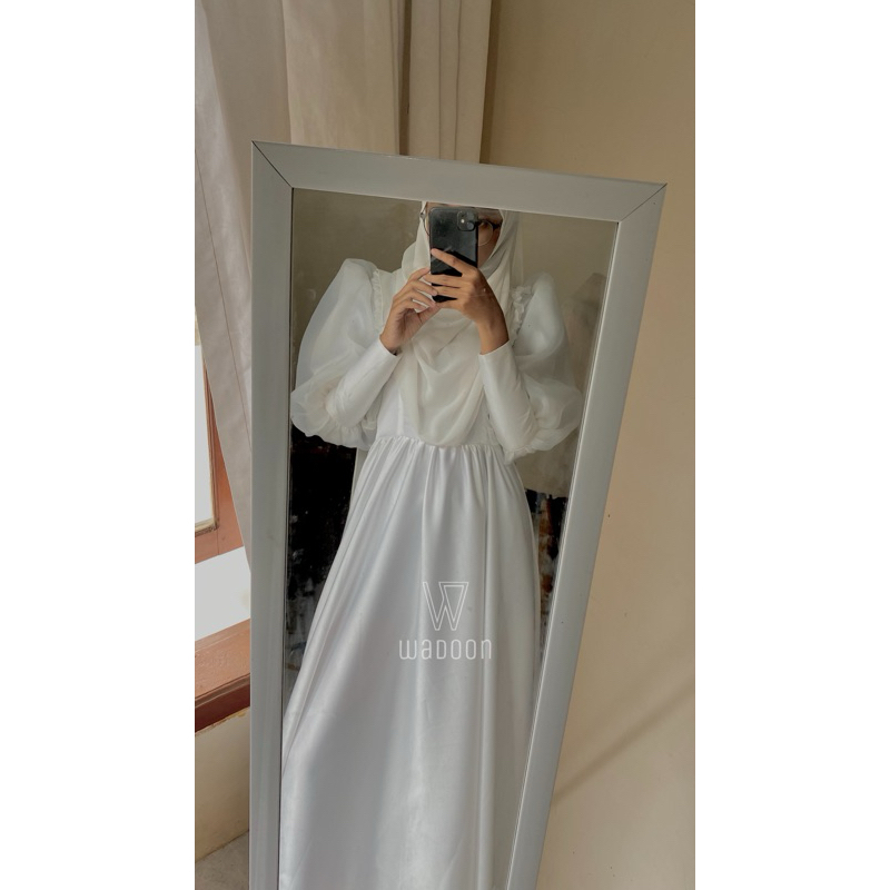 White Dress Vintage/Gaun Vintage/by Wadoon