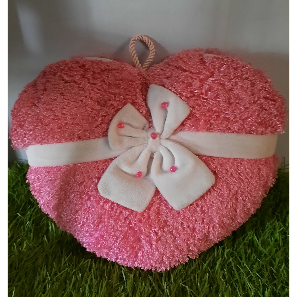 Bantal Love Pink Kado Valentine
