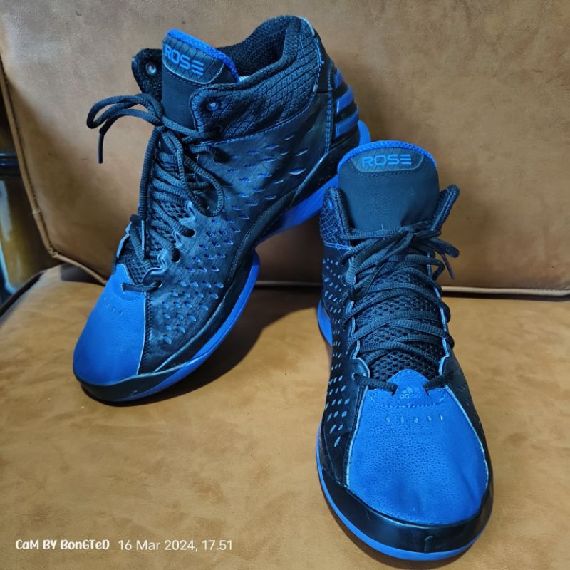 sepatu bekas second import terbaik, sepatu sesuai foto, size 43,insol 27cm