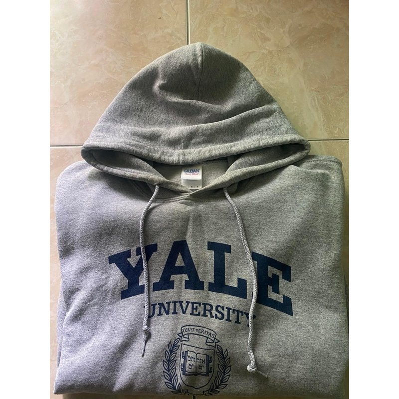 hoodie yale