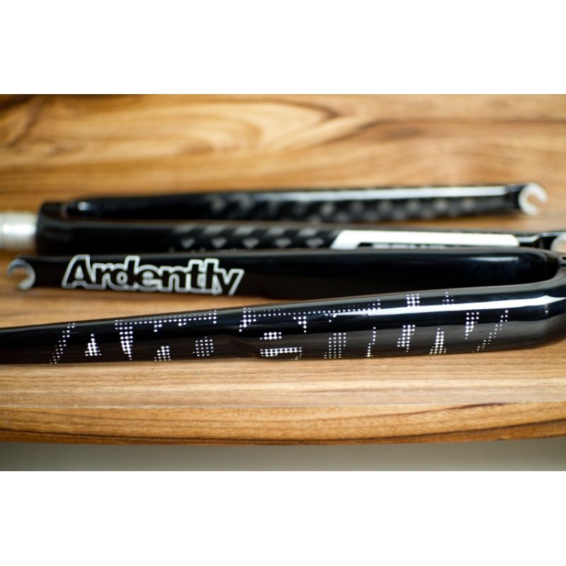 Fork Alucarbon Ardently mirip alpina