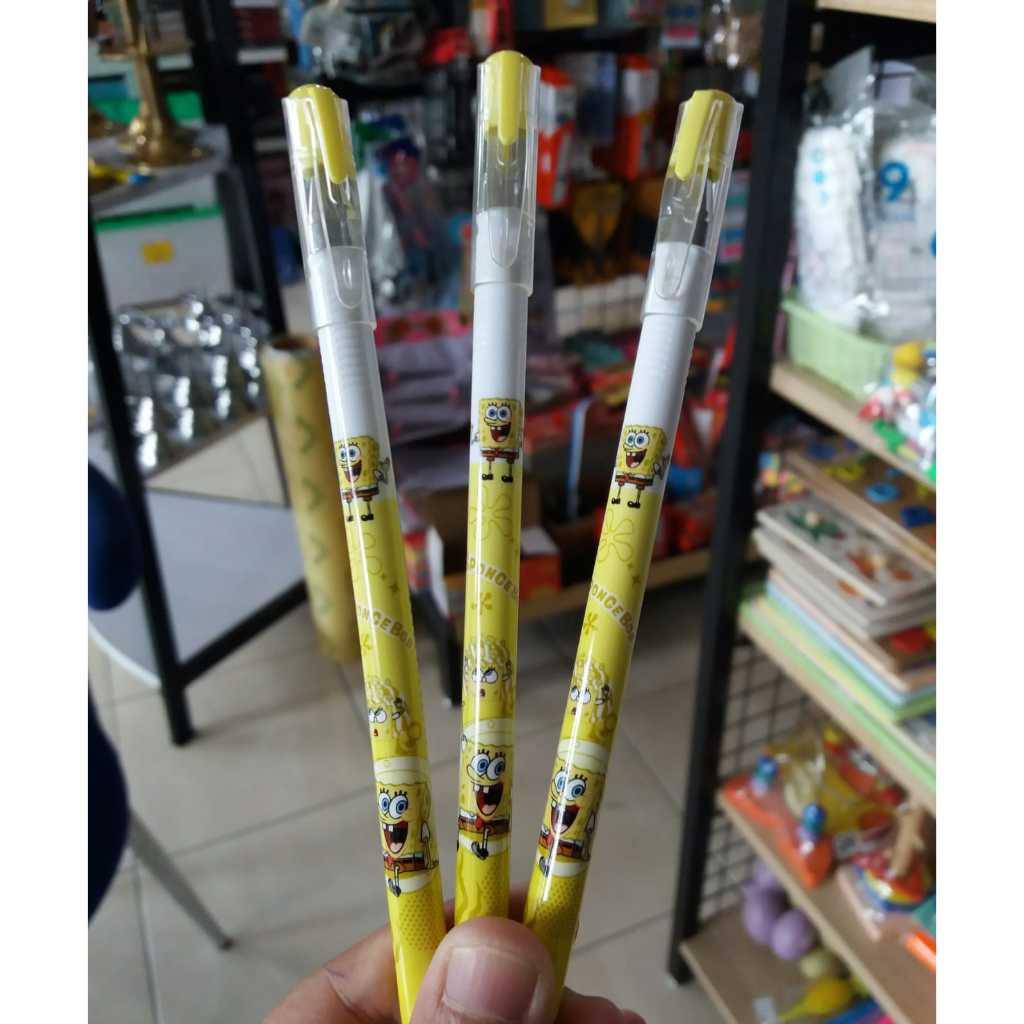 

BOLPOIN WARNA HITAM / BOLPEN HITAM /BOLPEN TINTA HITAM