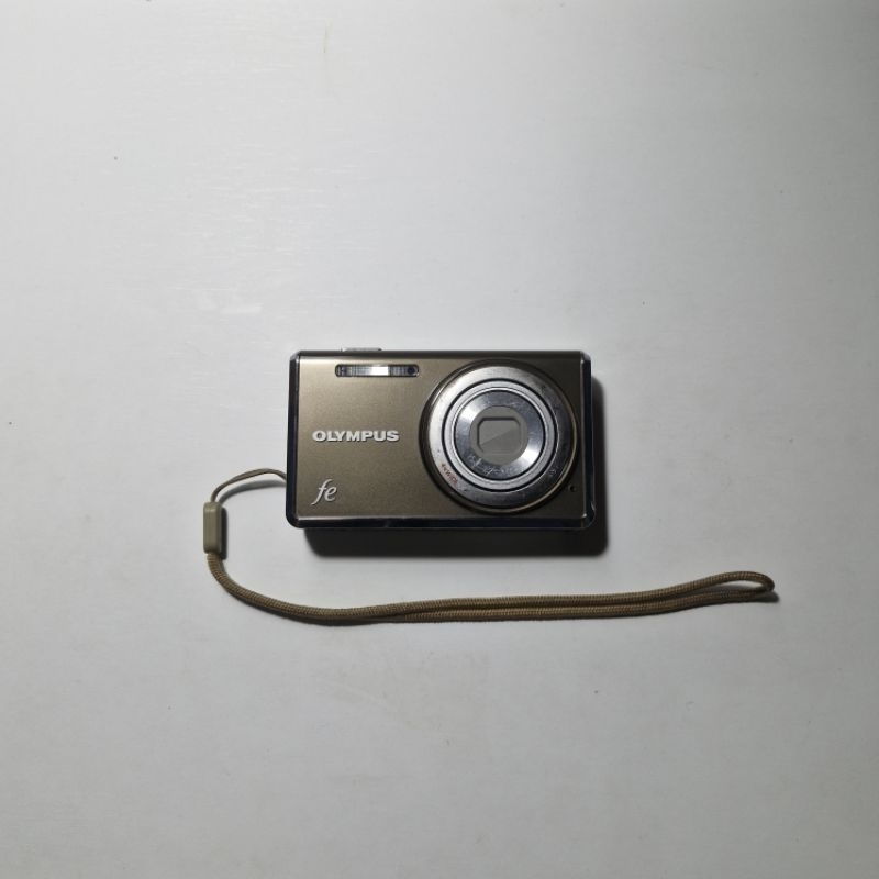 Kamera Digital Olympus FE-4030
