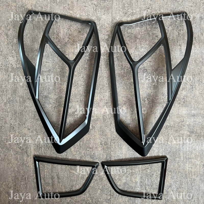 Garnis Lampu Belakang Honda Mobilio 2017-2023 Hitam