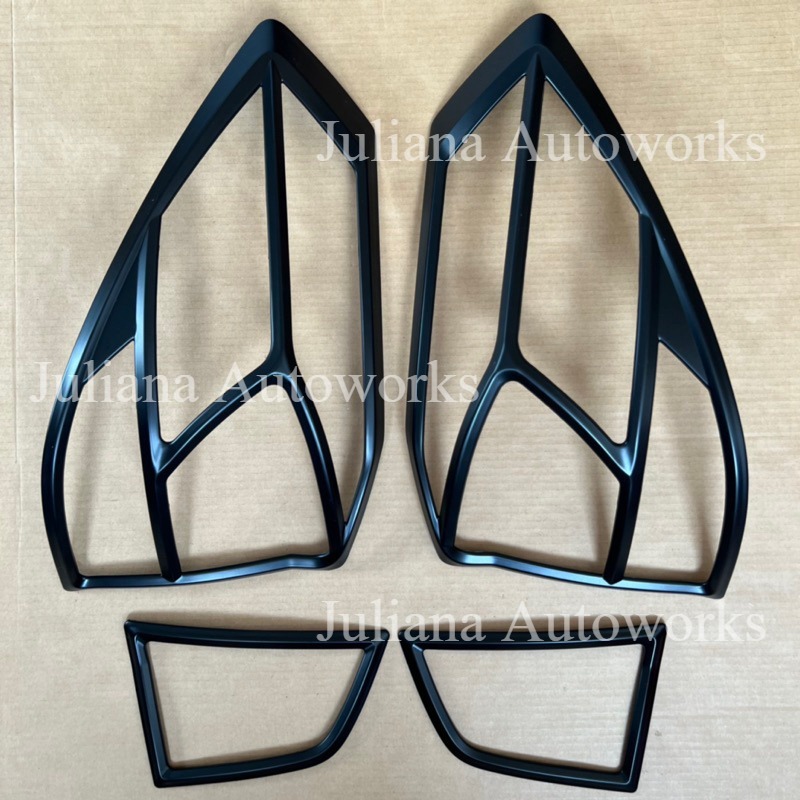 Garnish Lampu Belakang Mobilio Old Lama 2013-2016 Hitam