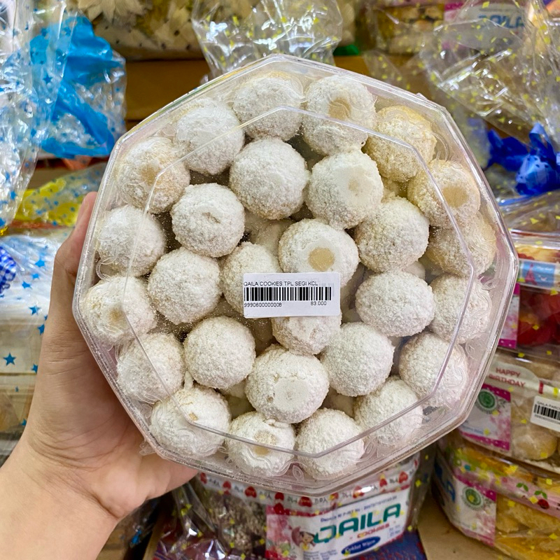 

Qaila Cookies Salju Kenari