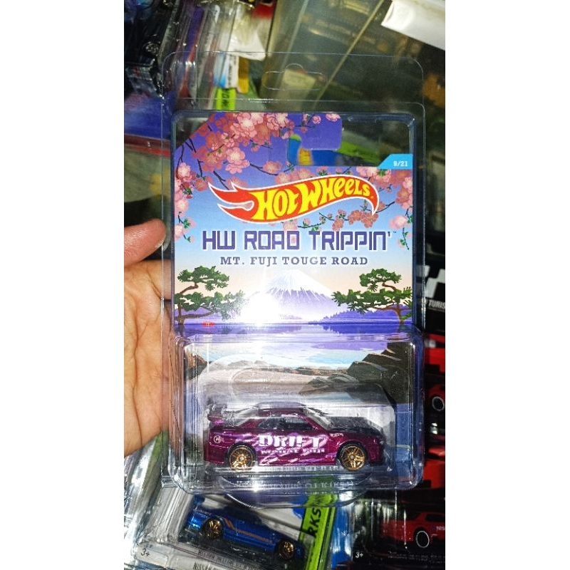 Hotwheels - Nissan SKyline GTR R34 Road Trippin Purple