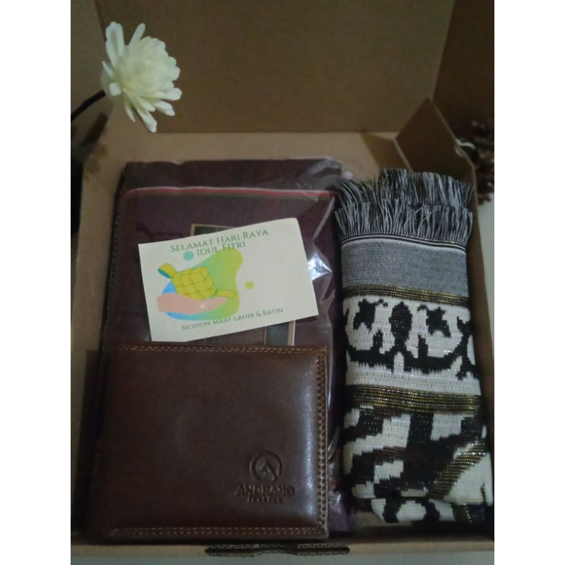 

hampers lebaran/kado lebaran/hampers pria/kado pria/kado pria sholeh