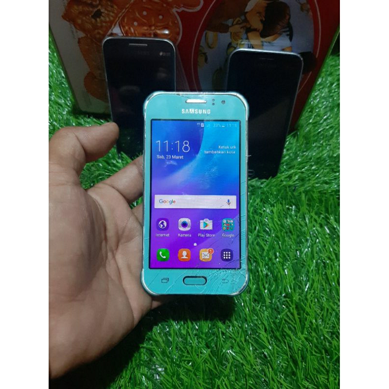 Hp Samsung J1 Ace SM-J111F Minus Layar Retak (Bekas)