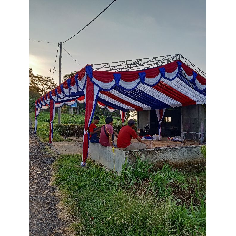 Rangka tenda pesta model rumah