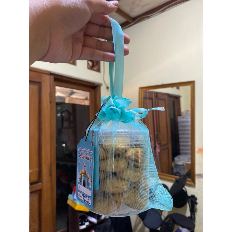 

hampers kue kering lebaran idul fitri toples 500ml + kantong tile pita + kartu ucapan