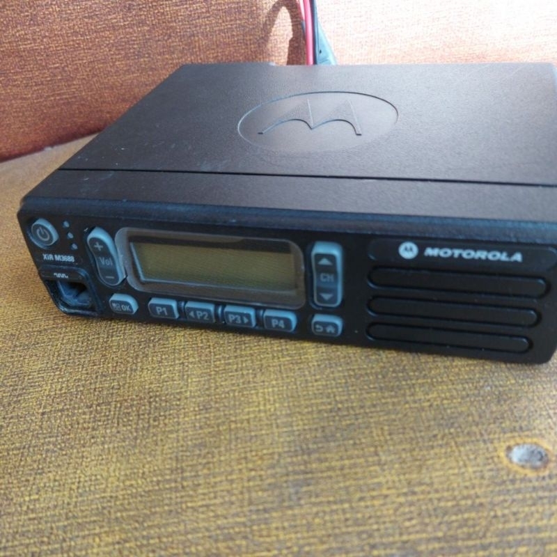 MOTOROLA XIR M3688 VHF