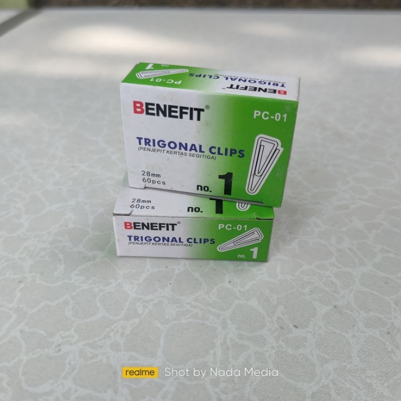 

grosir trigonal clip/paper clip/penjepit kertas no1