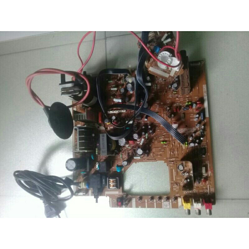 Mesin tv tabung sharp piccolo  plat flat 21 inch di jamin masih joss