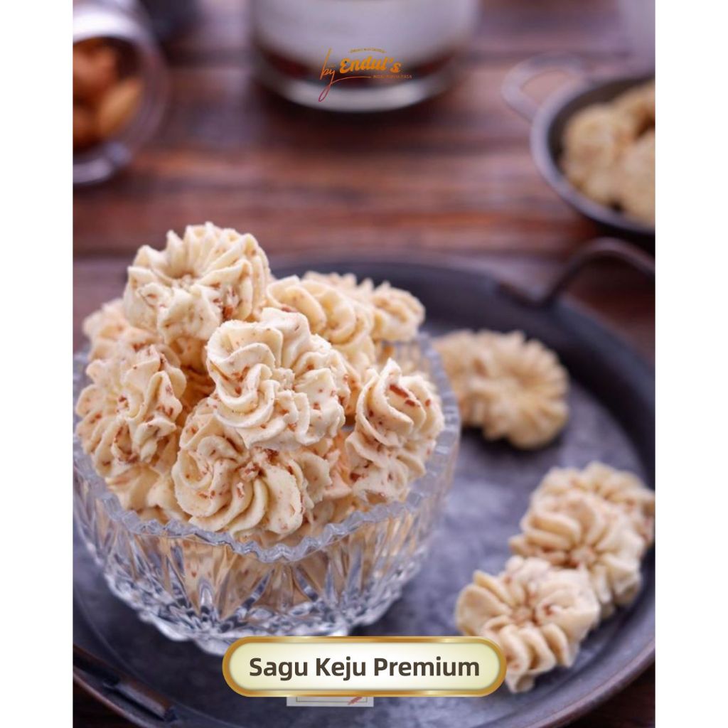 

Kue Sagu Keju Bahan Premium Hampers Lebaran Silver Series