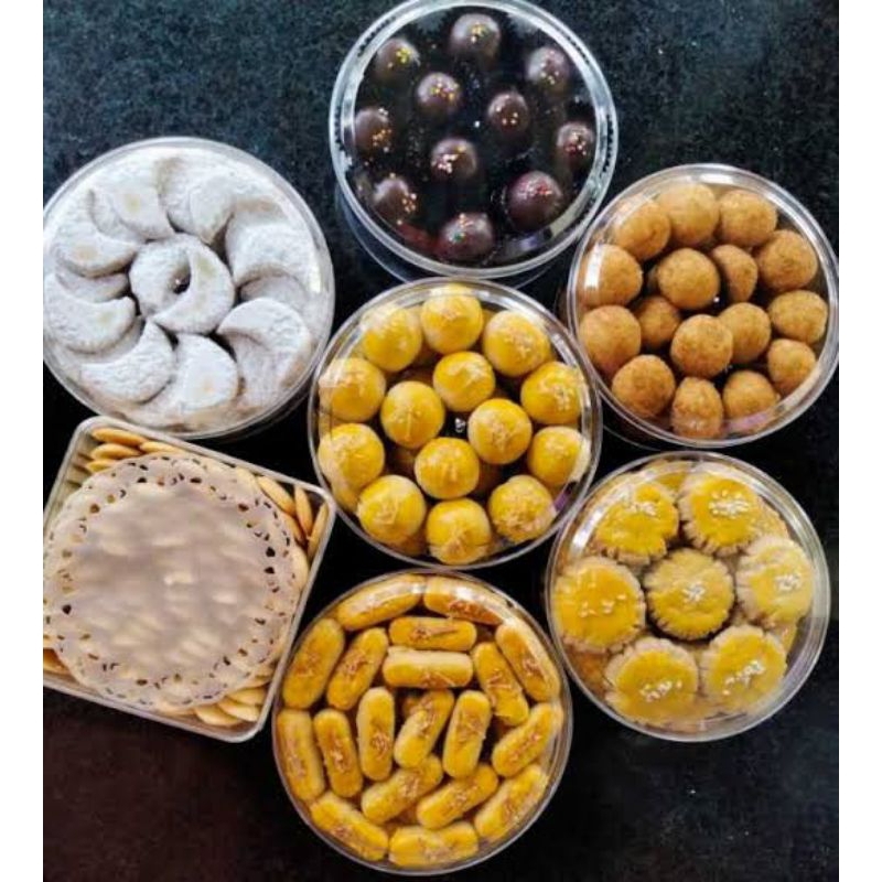 

Hampers Paket Lengkap | Kue Lebaran Nikmat Beraneka Macam