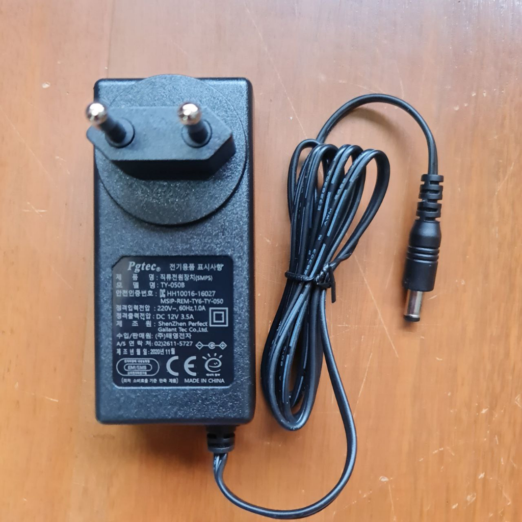 Adaptor laptop 3.5a 12v tancap korea
