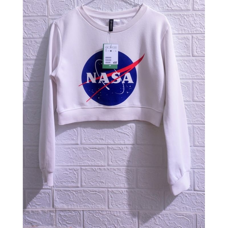 H&M Nasa Sweater Crop top