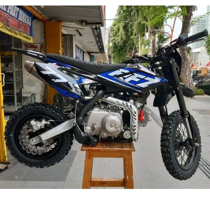 MOTOR MINI TRAIL RFZ 70CC 4TAK
