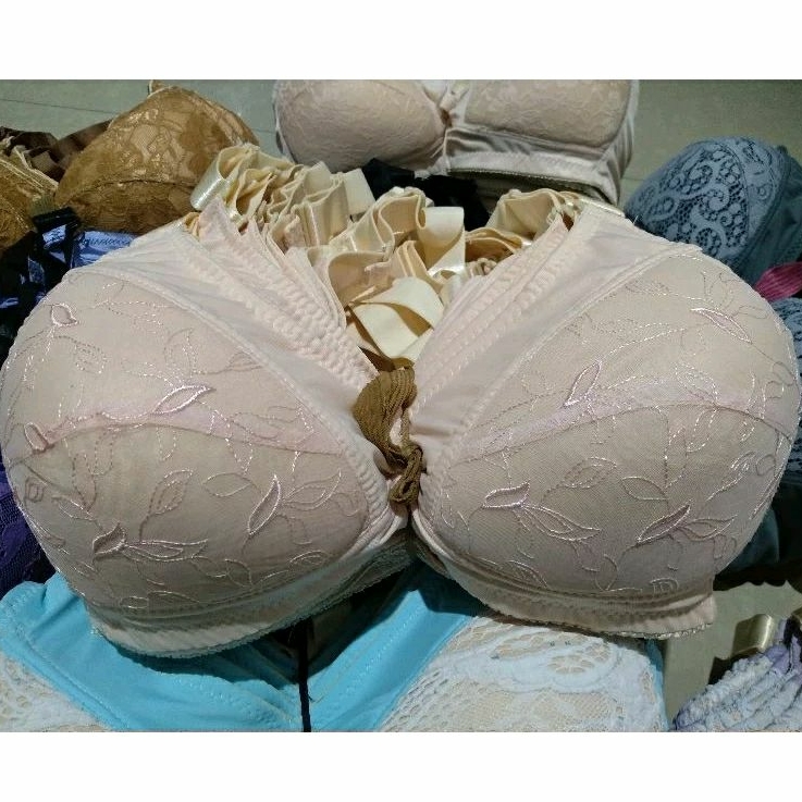 Bra Wanita Isi 6 PCS Bra Brokat Dan Bra Renda Bh Busa Tipis Tanpa Kawat Nyaman Bahan Adem Lembut