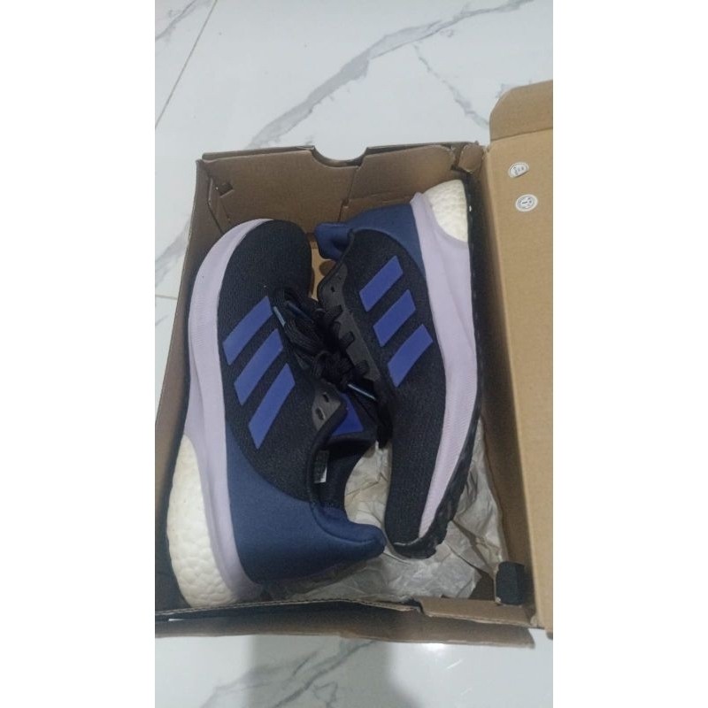 sepatu running lari wanita adidas authentic original 100% no kw2, preloved bekas second like new