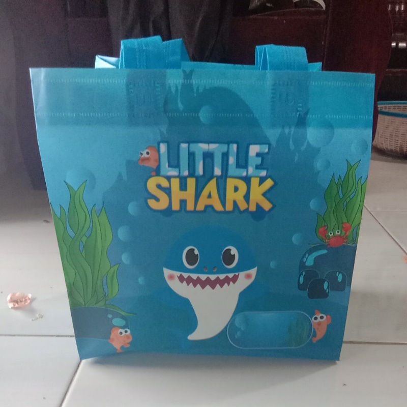 

25x25x15 tas ultah goodie bag anak anak