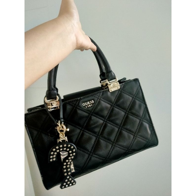 Tas Guess Original Counter