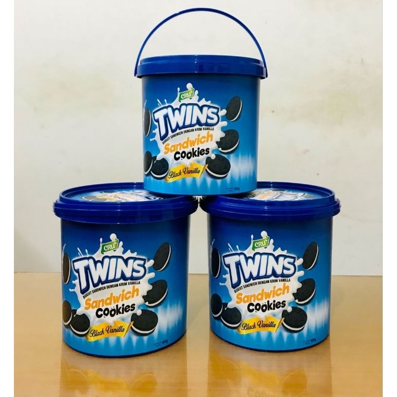 

Biskuit Ember Lebaran Twins PER EMBER 400 gram