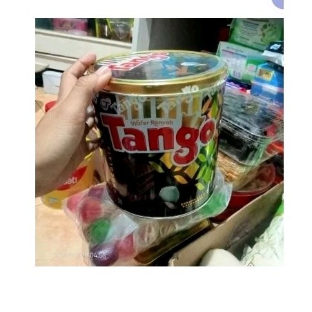 

Tango wafer kaleng