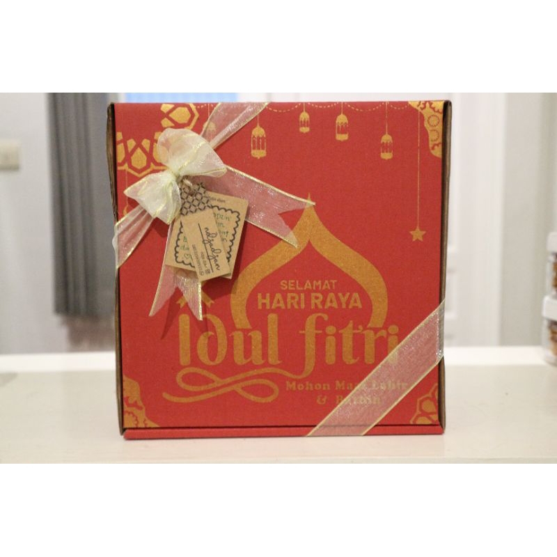 

Box Hampers komplit spesial