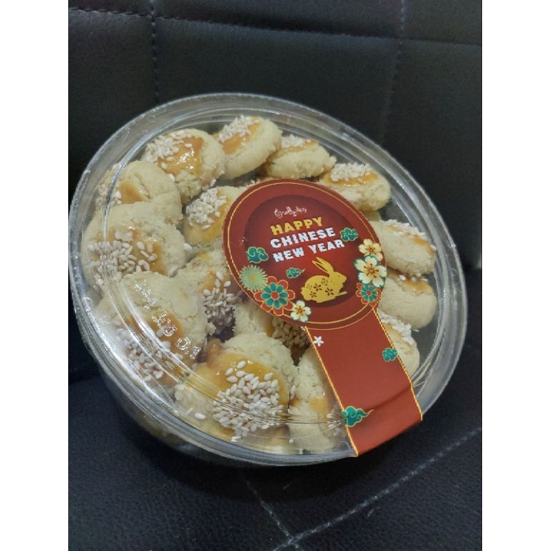 

Chui Kao So 500Gr KUE IMLEK LEBARAN HAMPERS COOKIES