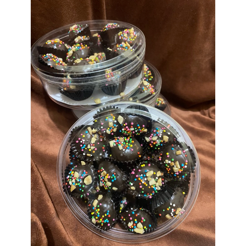 

kue kering bola bola coklat
