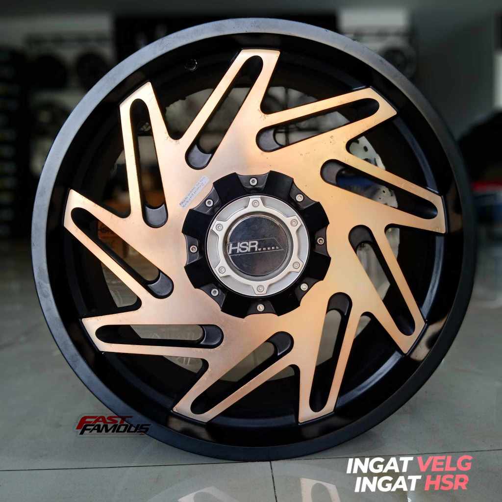 Velg mobil pajero fortuner triton terrno R20 baut 6 velg ofroad R20