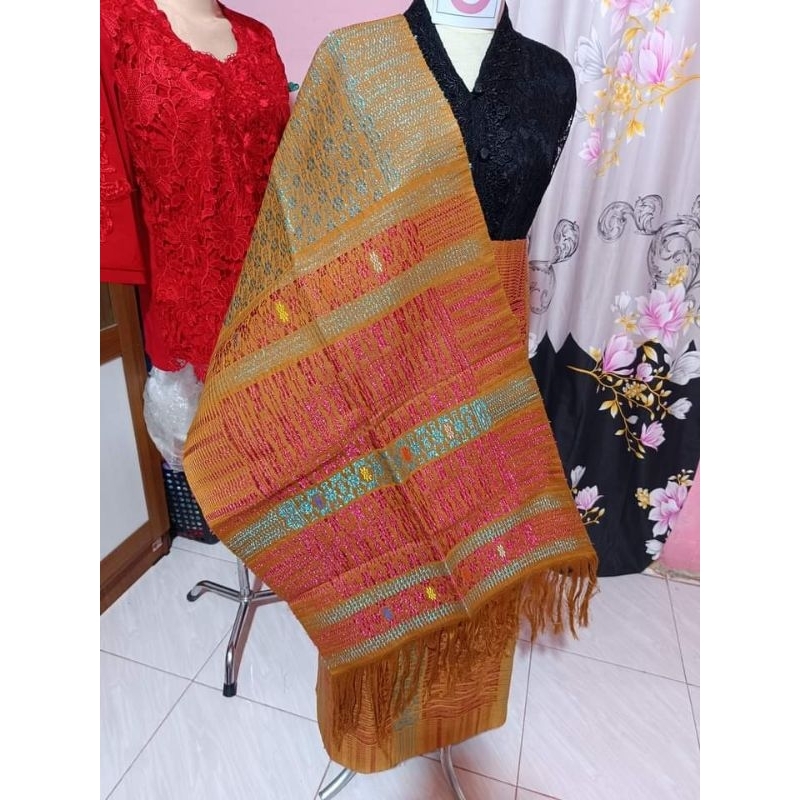 tumtuman asli tenun tarutung