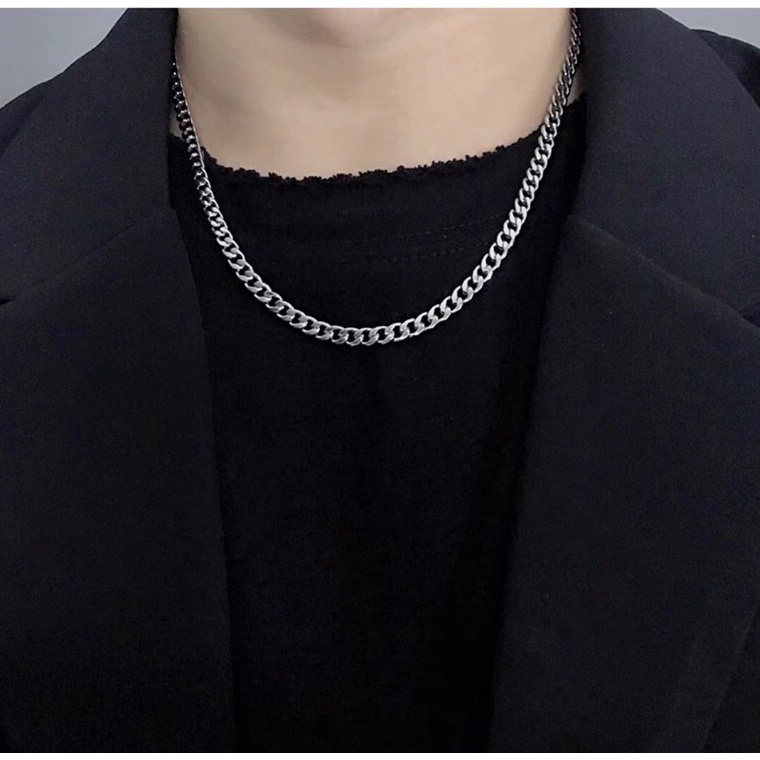 Promo besar Kalung Pria Wanita Titanium Silver Model Rantai Kalung Pria Terbaru