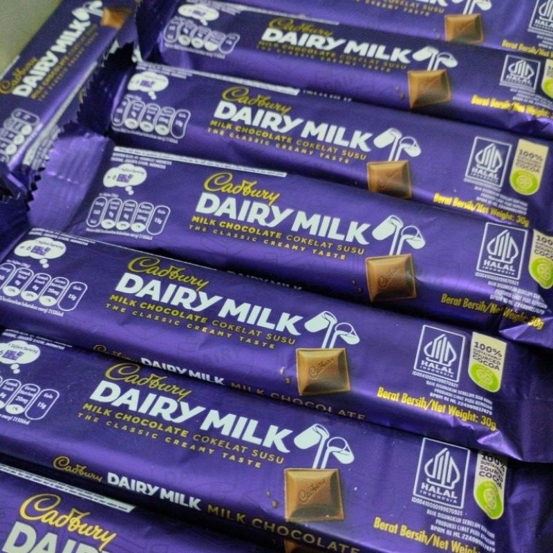 

Cadbury Dairy Milk 30gr permen cokelat coklat susu kesayangan bocil yang HALAL