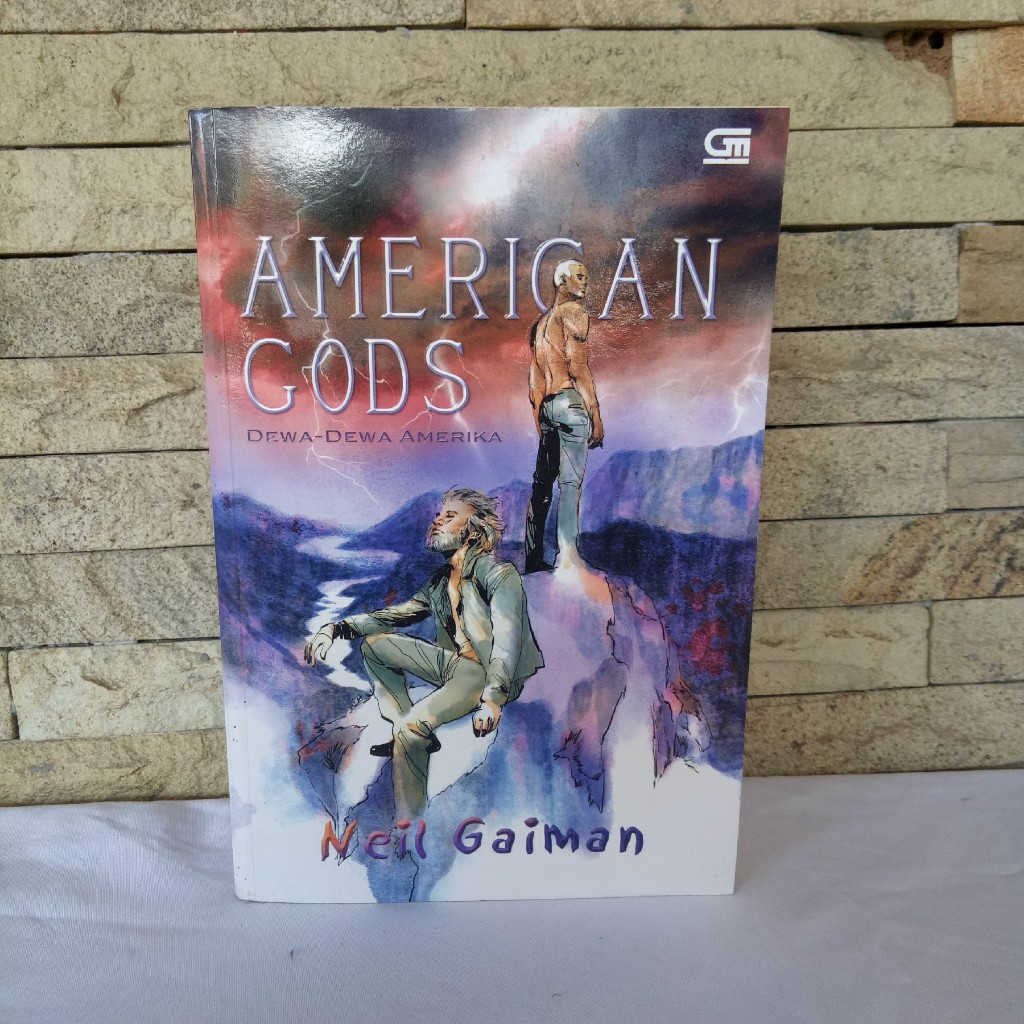 Novel American Gods