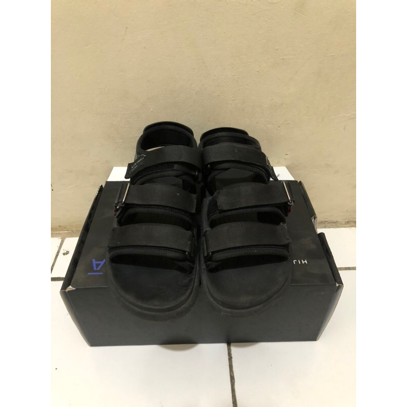 Hijack Sandal Astro Blach