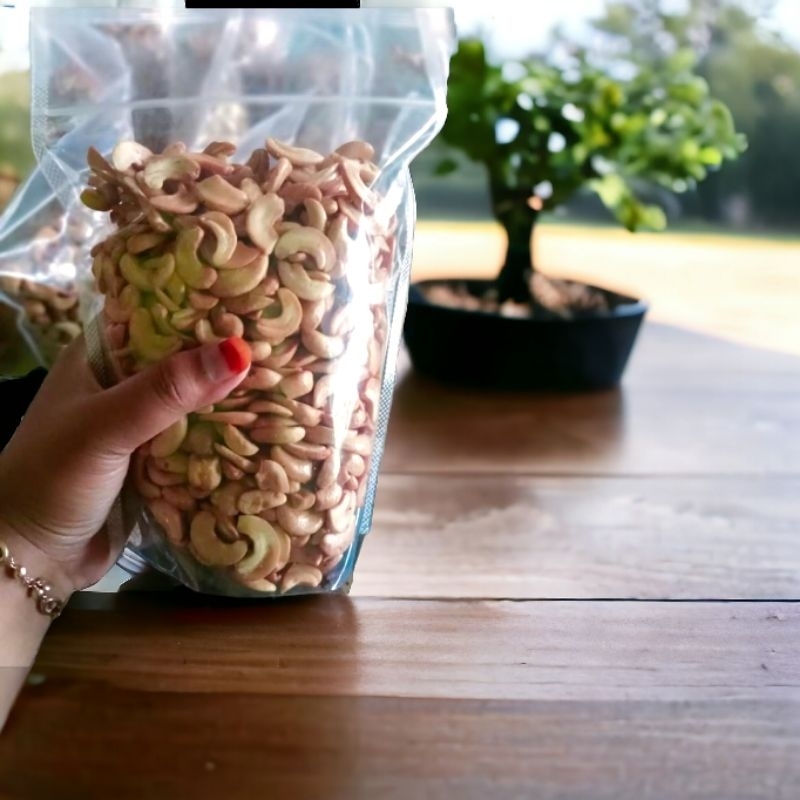

KACANG MEDE / METE (LOKAL)